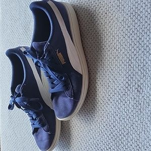Women's blue/white Puma shoes, size 8